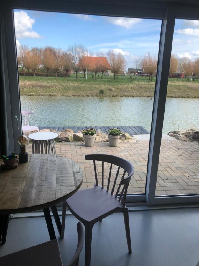 B&B Snurk Stiens, Fijn Verblijf Aan Open Vaarwater Exterior foto